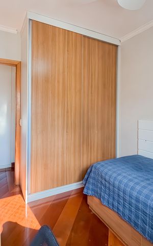 Apartamento à venda com 133m², 3 quartos e 2 vagas Apartamento à venda com 133m², 3 quartos e 2 vagasQuarto 2