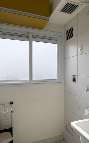 Apartamento para alugar com 55m², 2 quartos e 1 vaga Apartamento para alugar com 55m², 2 quartos e 1 vagaCozinha e área de serviço