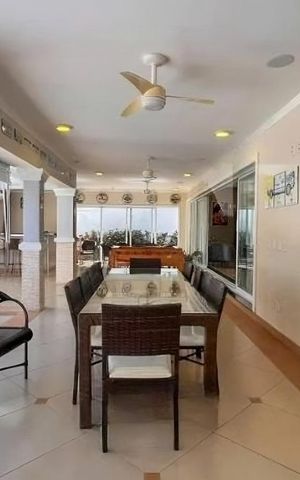 Casa de condomínio à venda com 580m², 3 quartos e 6 vagas