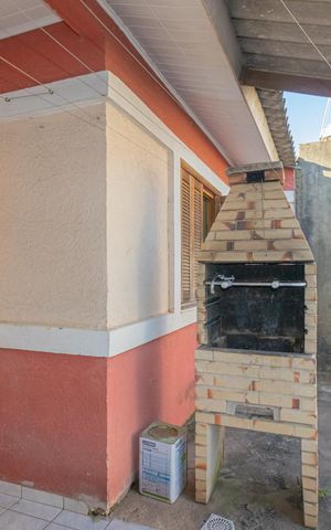 Casa à venda com 42m², 2 quartos e 1 vaga Casa à venda com 42m², 2 quartos e 1 vagaÁrea de serviço/Churrasqueira