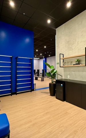 Apartamento à venda com 66m², 2 quartos e 1 vaga Apartamento à venda com 66m², 2 quartos e 1 vagaAcademia