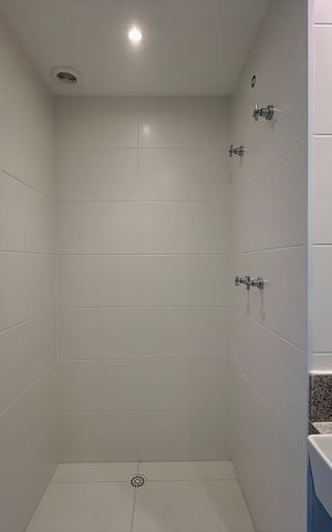 Apartamento à venda com 66m², 2 quartos e 1 vaga Apartamento à venda com 66m², 2 quartos e 1 vagaBanheiro Social