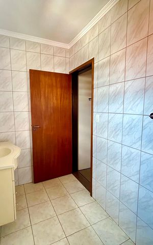 Casa para alugar com 110m², 2 quartos e 2 vagas Casa para alugar com 110m², 2 quartos e 2 vagasBanheiro da Suíte 1