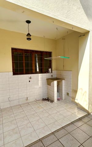 Casa para alugar com 110m², 2 quartos e 2 vagas Casa para alugar com 110m², 2 quartos e 2 vagasÁrea de Serviço