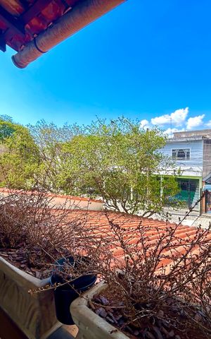 Casa para alugar com 110m², 2 quartos e 2 vagas Casa para alugar com 110m², 2 quartos e 2 vagasVaranda da Suíte 2