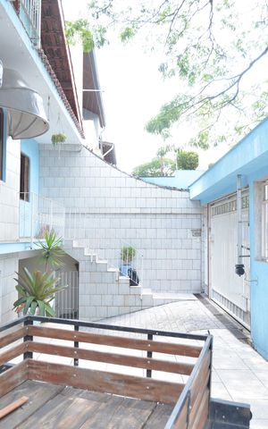 Casa à venda com 230m², 3 quartos e 4 vagasGaragem