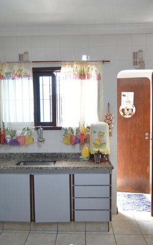 Casa à venda com 230m², 3 quartos e 4 vagasCozinha