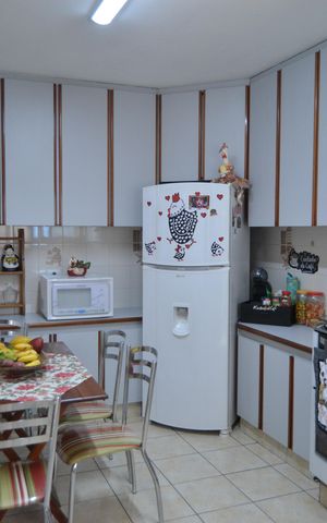 Casa à venda com 230m², 3 quartos e 4 vagasCozinha