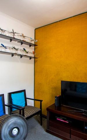 Casa à venda com 200m², 4 quartos e 2 vagas Casa à venda com 200m², 4 quartos e 2 vagasQuarto 3