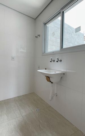 Apartamento à venda com 53m², 2 quartos e 1 vaga Apartamento à venda com 53m², 2 quartos e 1 vagaÁrea de Serviço
