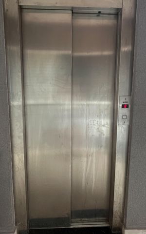 Apartamento à venda com 53m², 2 quartos e 1 vaga Apartamento à venda com 53m², 2 quartos e 1 vagaElevador