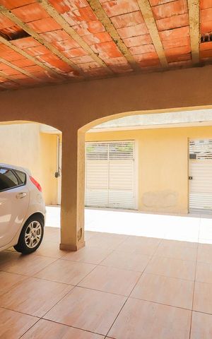 Casa à venda com 149m², 2 quartos e 5 vagasGaragem
