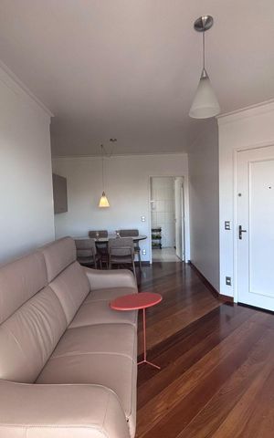 Apartamento à venda com 81m², 2 quartos e 2 vagas Apartamento à venda com 81m², 2 quartos e 2 vagasSala de Estar