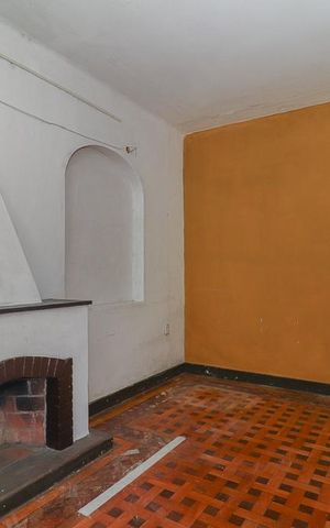 Casa à venda com 240m², 4 quartos e 2 vagasSala