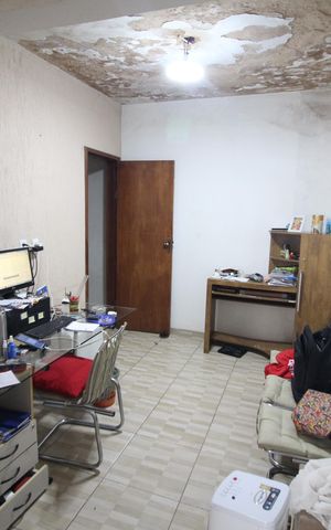 Casa à venda com 105m², 2 quartos e 10 vagasQuarto 2