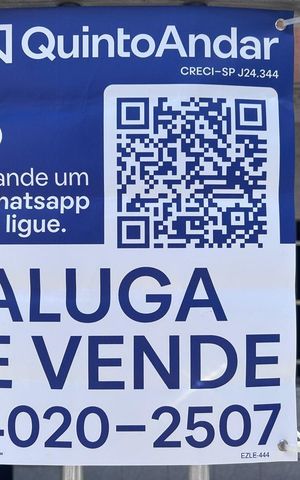 Casa à venda com 200m², 4 quartos e 3 vagas Casa à venda com 200m², 4 quartos e 3 vagasPlaca