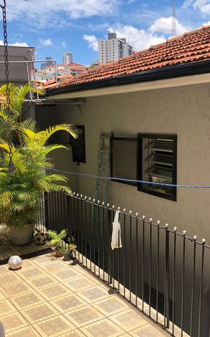 Casa à venda com 142m², 4 quartos e 1 vaga