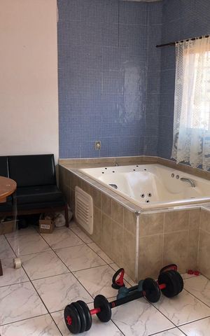 Casa à venda com 142m², 4 quartos e 1 vaga