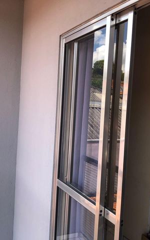 Casa à venda com 142m², 4 quartos e 1 vaga