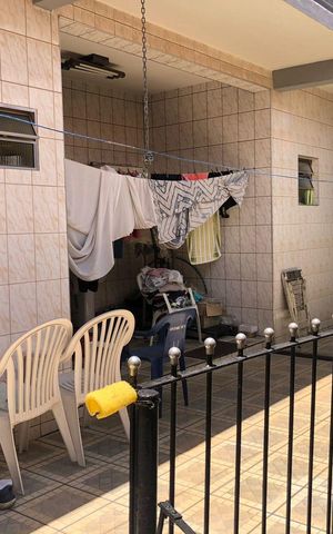 Casa à venda com 142m², 4 quartos e 1 vaga