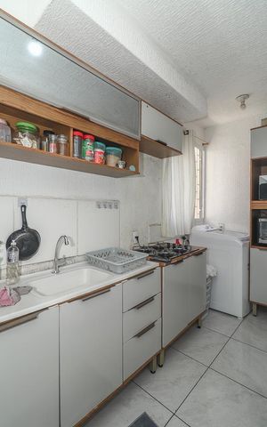Apartamento à venda com 42m², 2 quartos e 1 vagaCozinha e Área de Serviço
