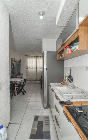 Apartamento à venda com 42m², 2 quartos e 1 vagaCozinha e Área de Serviço