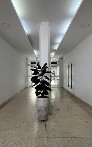 Apartamento para alugar com 82m², 2 quartos e 1 vaga Apartamento para alugar com 82m², 2 quartos e 1 vagaHall de entrada