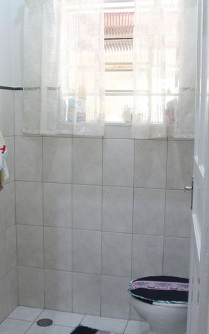 Casa à venda com 1200m², 3 quartos e 4 vagasBanheiro 2