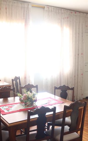 Casa à venda com 1200m², 3 quartos e 4 vagasSala