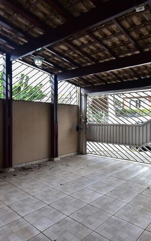 Casa à venda com 152m², 3 quartos e 2 vagasGaragem