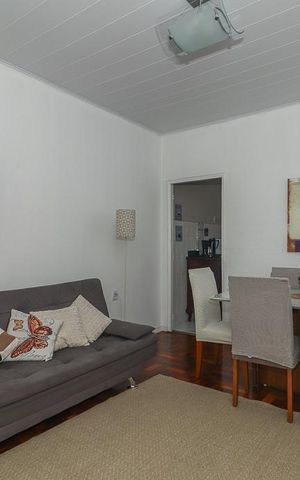 Apartamento à venda com 98m², 3 quartos e sem vagaSala
