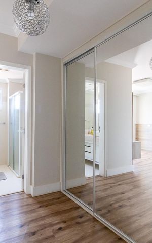 Apartamento à venda com 157m², 3 quartos e 3 vagas Apartamento à venda com 157m², 3 quartos e 3 vagasSuite