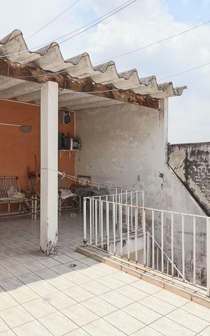 Casa à venda com 140m², 3 quartos e 2 vagasQuintal