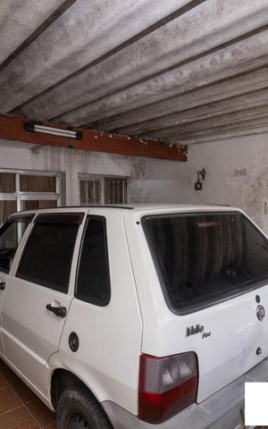 Casa à venda com 140m², 3 quartos e 2 vagasGaragem