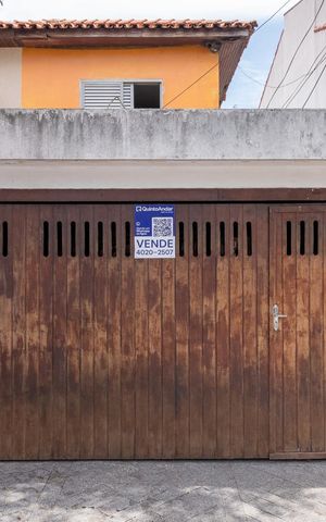 Casa à venda com 140m², 3 quartos e 2 vagasFachada