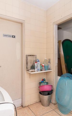 Casa à venda com 140m², 3 quartos e 2 vagasÁrea de Serviço