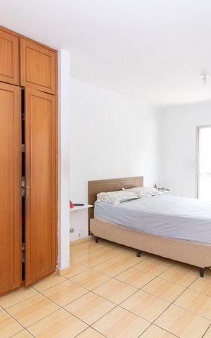 Casa à venda com 140m², 3 quartos e 2 vagasSuíte