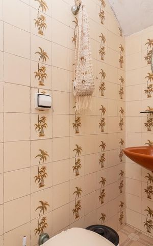 Casa à venda com 140m², 3 quartos e 2 vagasLavabo