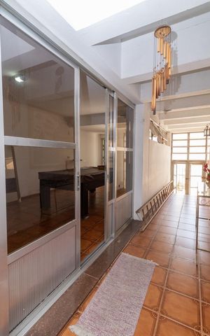 Casa à venda com 140m², 3 quartos e 2 vagasCorredor