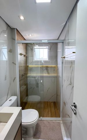 Apartamento à venda com 94m², 2 quartos e 2 vagas Apartamento à venda com 94m², 2 quartos e 2 vagasBanheiro da Suíte 1