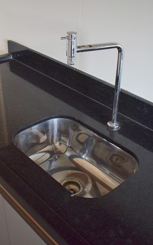 Apartamento para alugar com 83m², 3 quartos e 2 vagasCozinha - Torneira