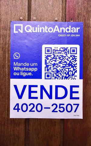Casa à venda com 495m², 4 quartos e 3 vagasFachada