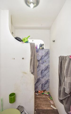 Casa à venda com 495m², 4 quartos e 3 vagasBanheiro