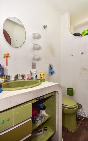 Casa à venda com 495m², 4 quartos e 3 vagasBanheiro