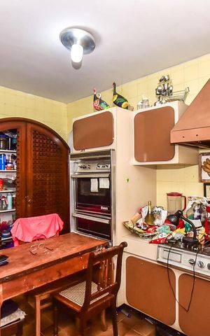 Casa à venda com 495m², 4 quartos e 3 vagasCozinha