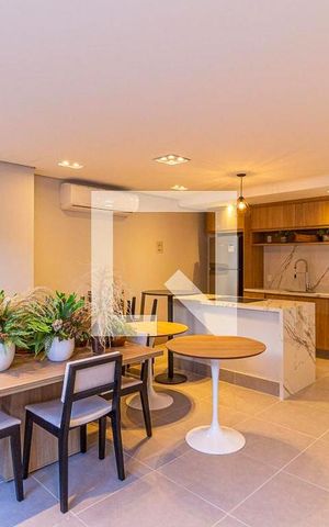 Apartamento à venda com 92m², 3 quartos e 2 vagas Apartamento à venda com 92m², 3 quartos e 2 vagasÁrea comum - Salão de festas