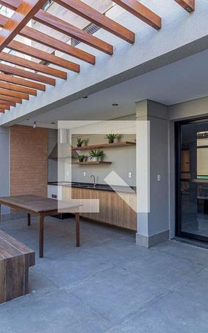 Apartamento à venda com 92m², 3 quartos e 2 vagas Apartamento à venda com 92m², 3 quartos e 2 vagasÁrea comum - Churrasqueira