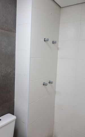 Apartamento à venda com 92m², 3 quartos e 2 vagas Apartamento à venda com 92m², 3 quartos e 2 vagasBanheiro da Suíte 1