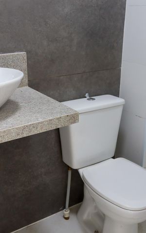 Apartamento à venda com 92m², 3 quartos e 2 vagas Apartamento à venda com 92m², 3 quartos e 2 vagasBanheiro da Suíte 1