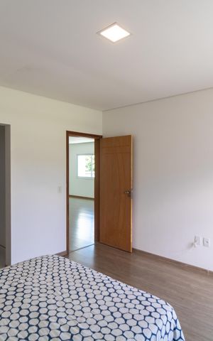 Casa de condomínio à venda com 330m², 4 quartos e sem vaga Casa de condomínio à venda com 330m², 4 quartos e sem vagasuíte 03